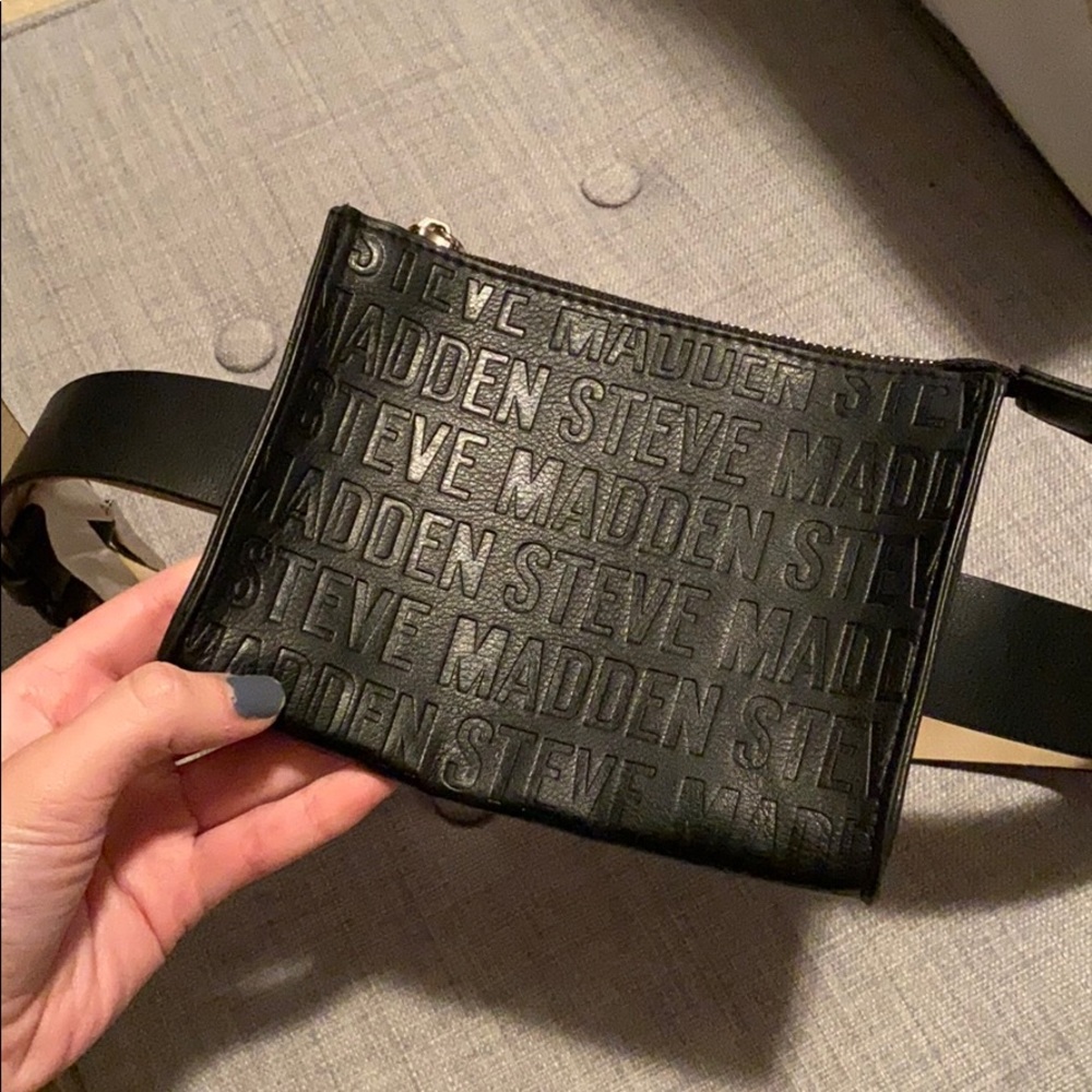 COPY - Black Steve Madden Fanny Pack